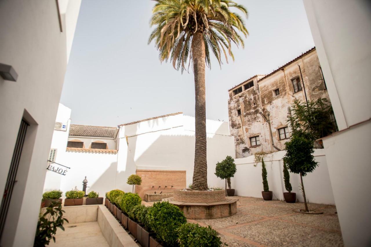 Md Casa Palacio Munoz Chaves Siglo XVIII Caces Exteriér fotografie