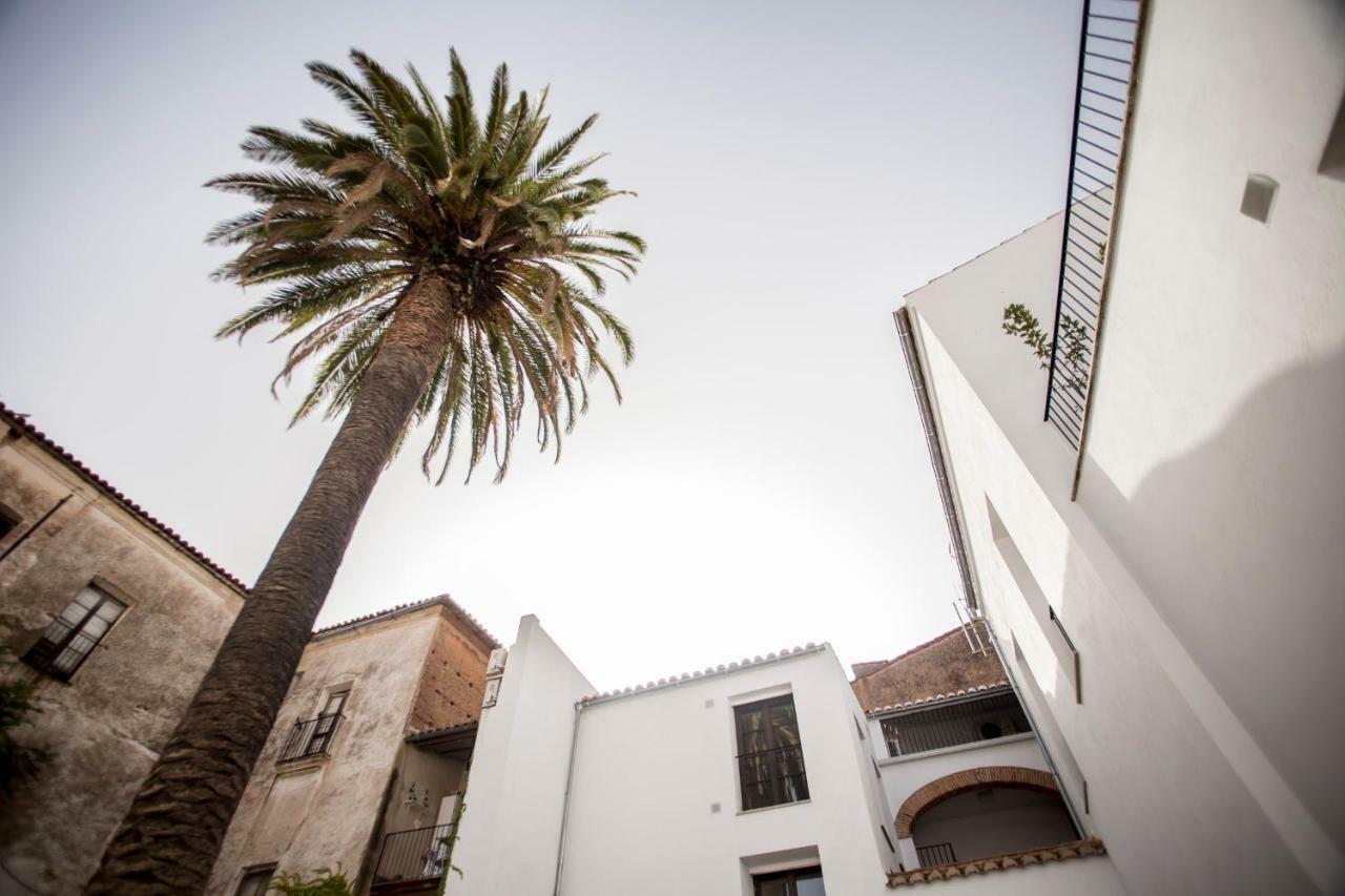 Md Casa Palacio Munoz Chaves Siglo XVIII Caces Exteriér fotografie